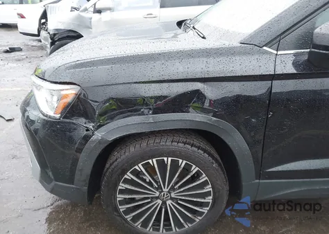 2025 Volkswagen Taos 1.5T Se z USA, uszkodzony, nr VIN 3VVEC7B25SM012604